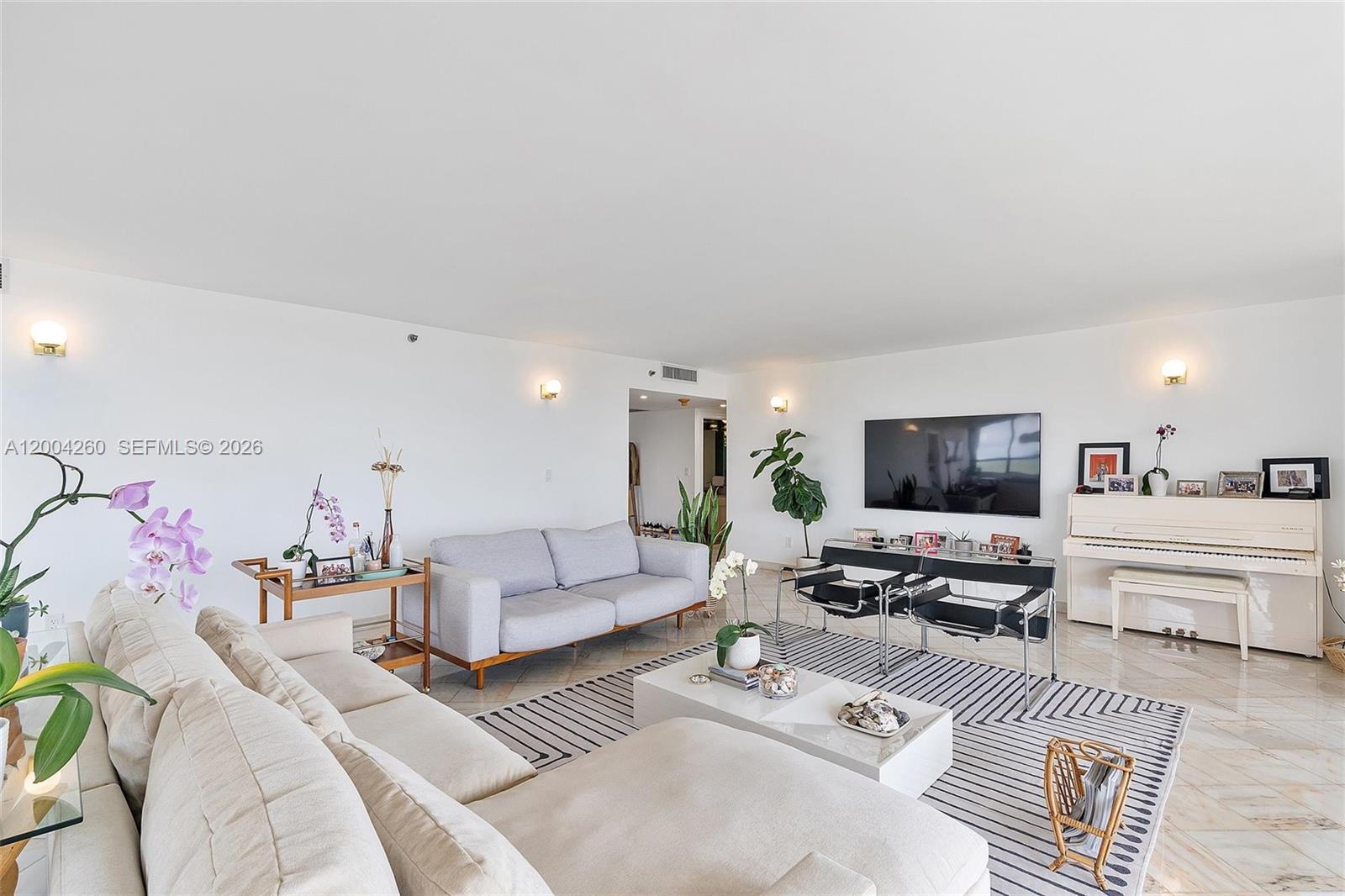 JOCKEY CLUB III CONDO - Residential