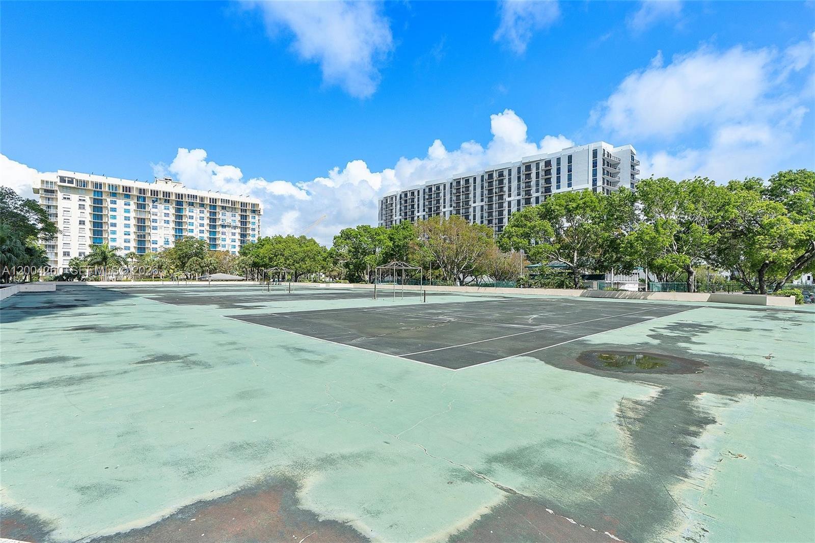 JOCKEY CLUB III CONDO - Residential