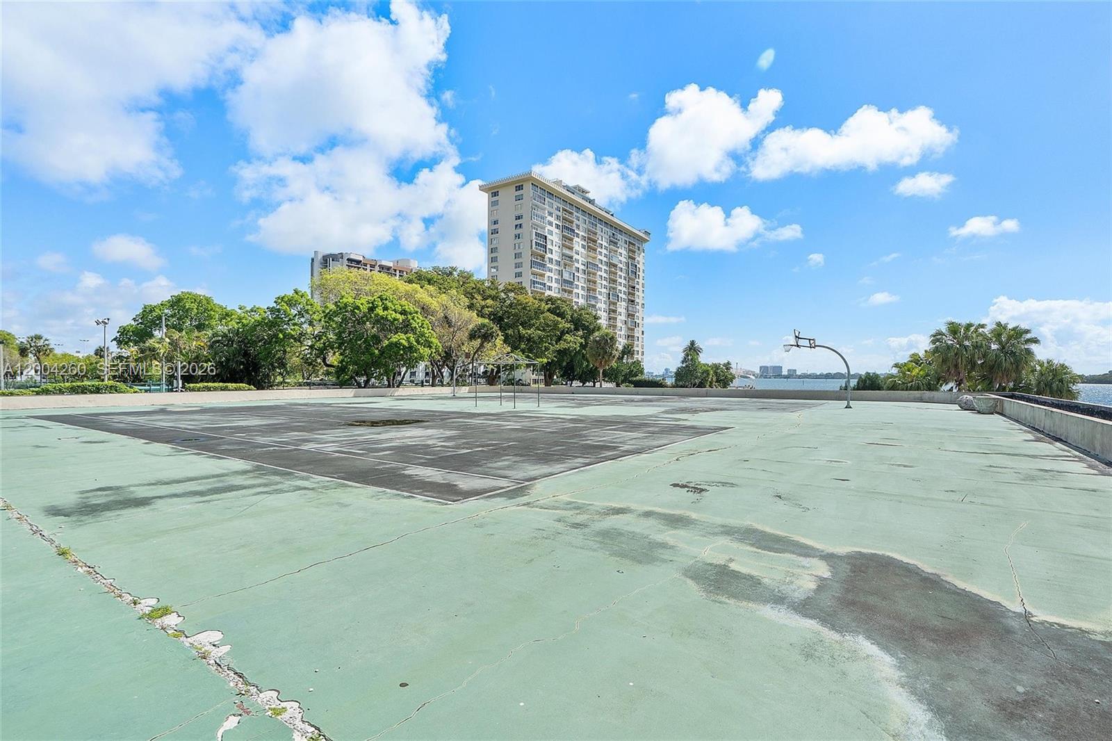 JOCKEY CLUB III CONDO - Residential