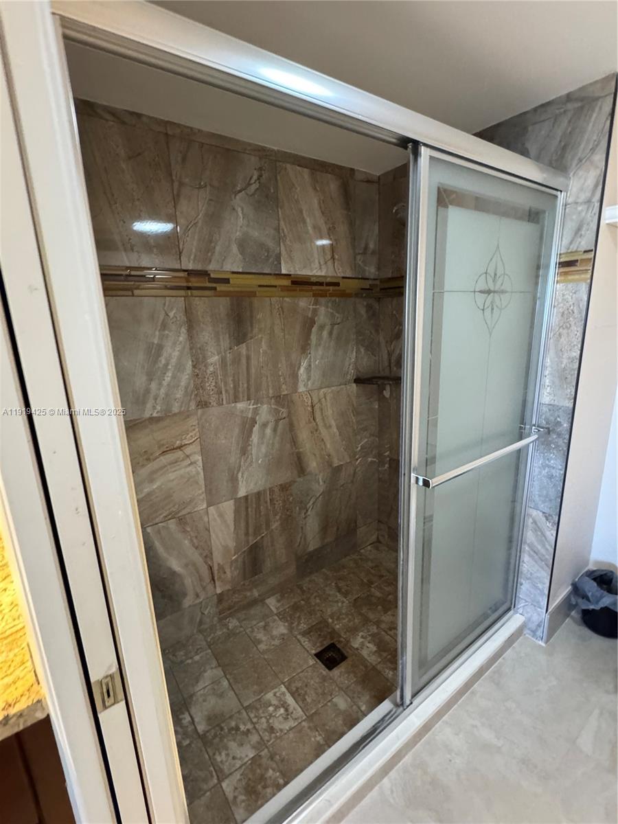 SUFFOLK AT CENTURY VILLAG - Residential