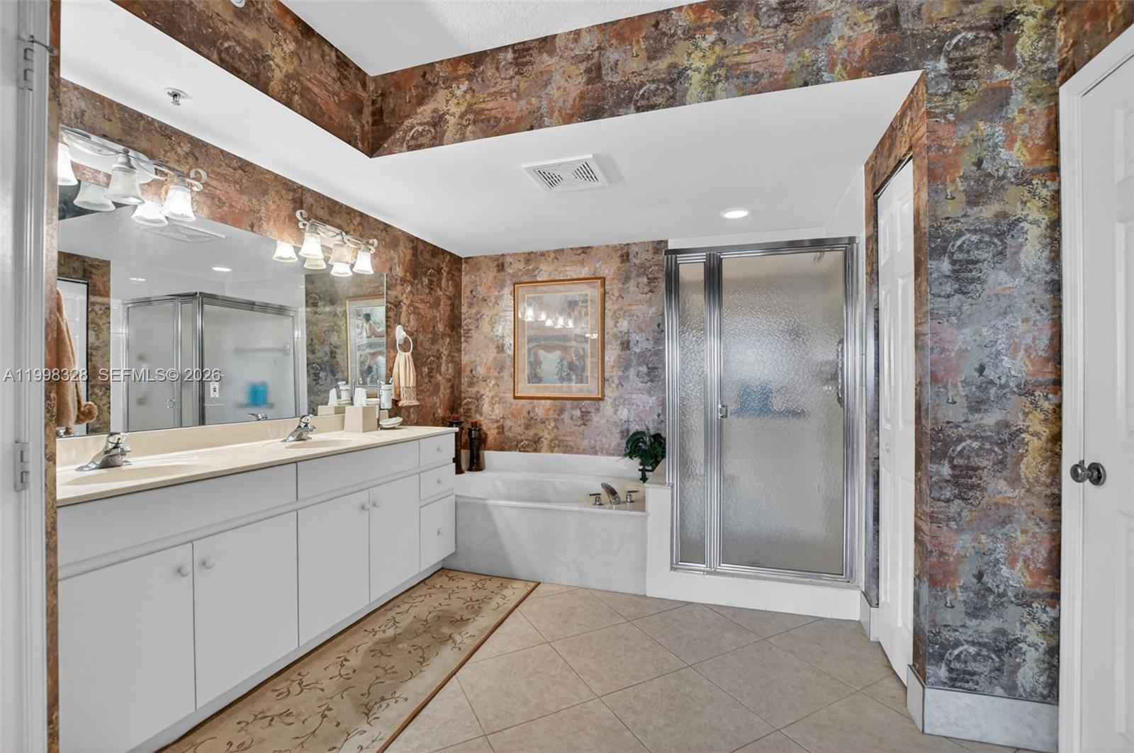 REGAL SHORES CONDO - Residential