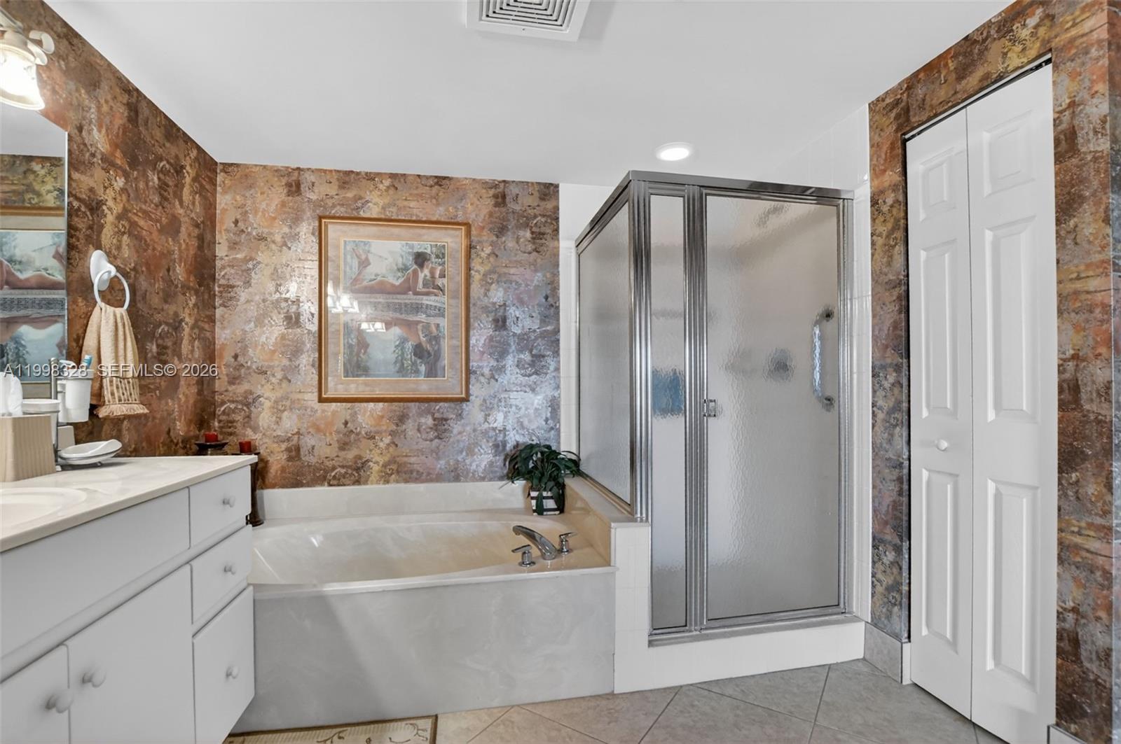 REGAL SHORES CONDO - Residential