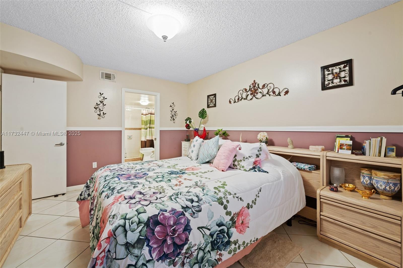 COLONY POINT 3 CONDO - Residential