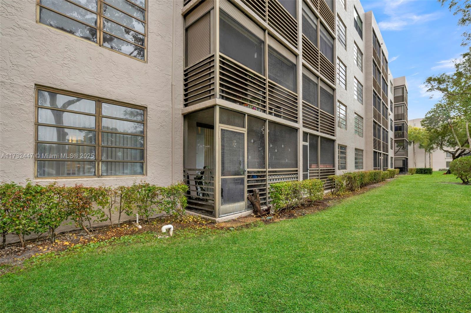COLONY POINT 3 CONDO - Residential