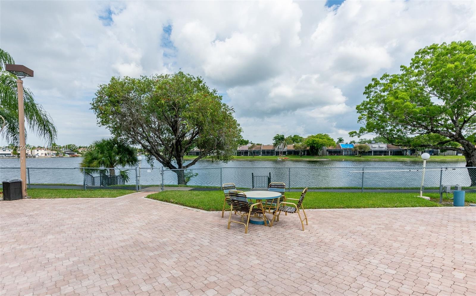 COLONY POINT 3 CONDO - Residential