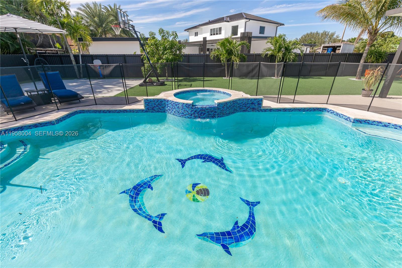 VALENCIA GROVES ESTATES - Residential