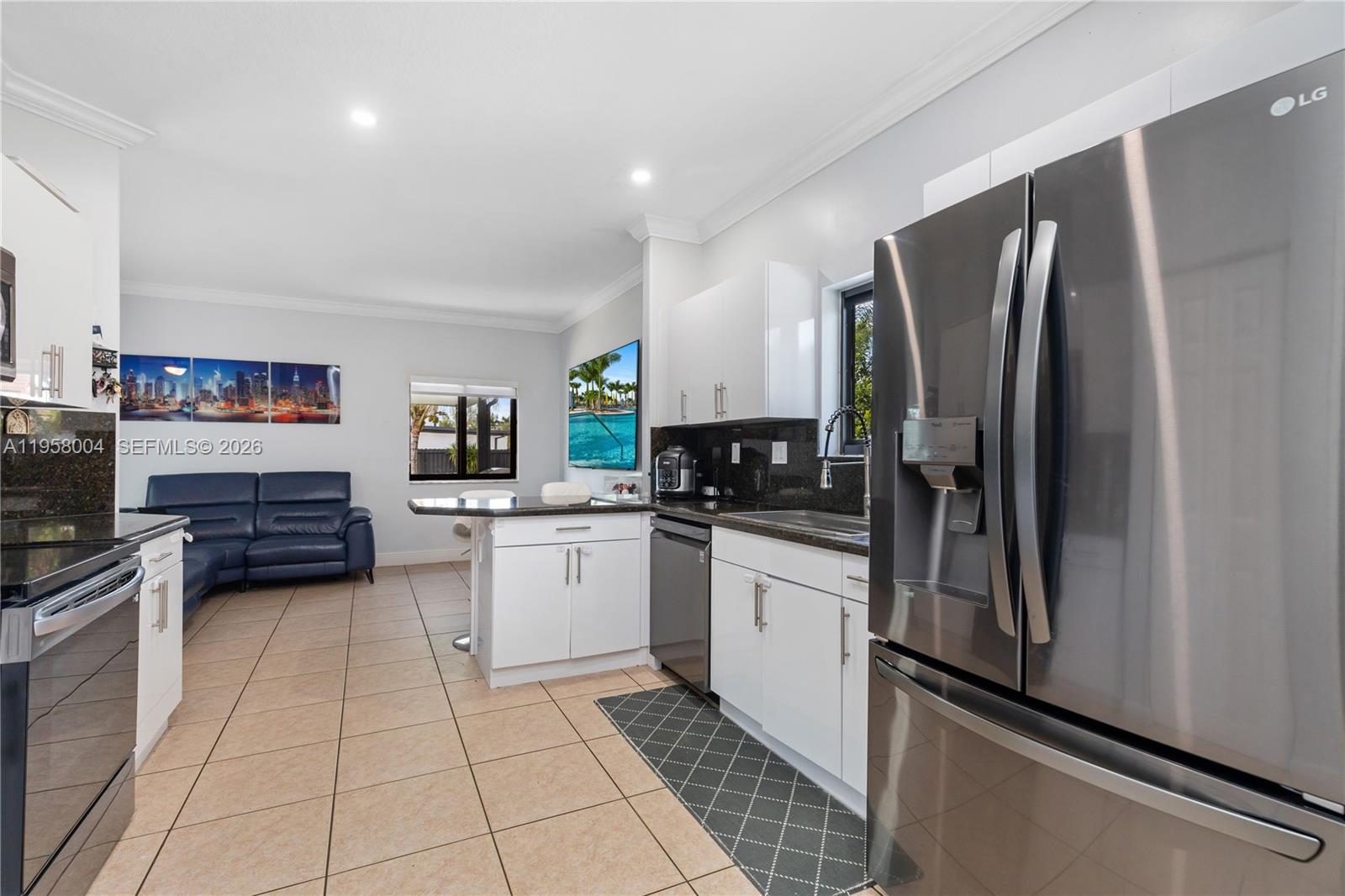 VALENCIA GROVES ESTATES - Residential