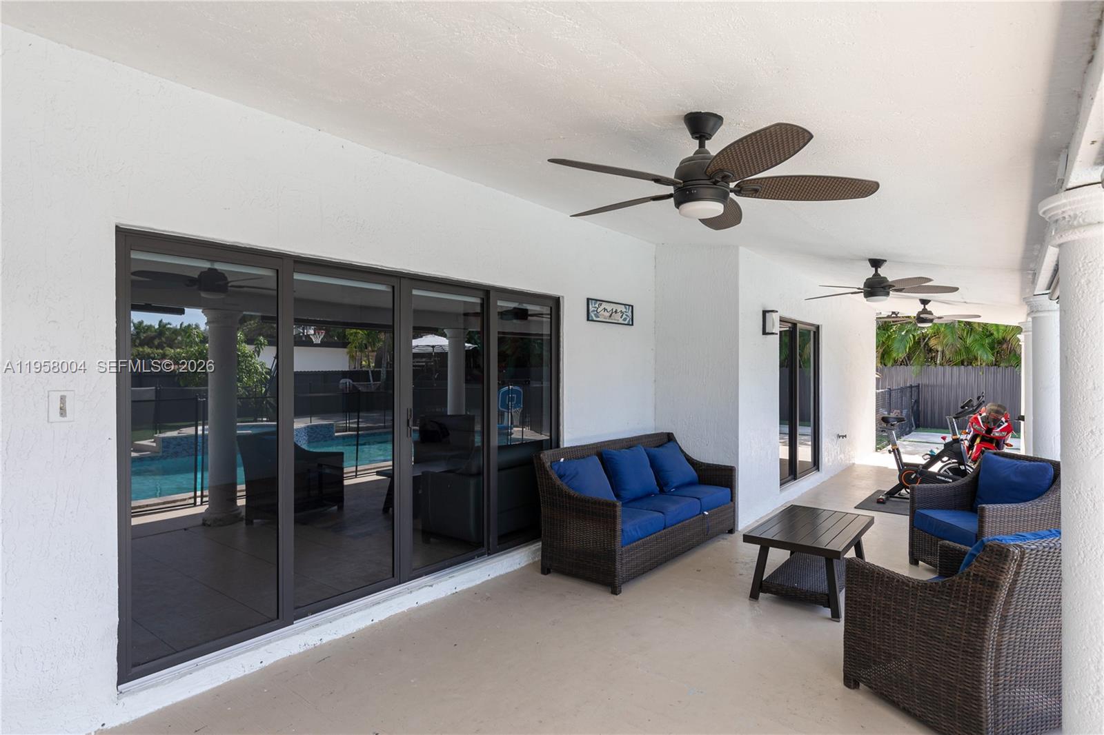 VALENCIA GROVES ESTATES - Residential