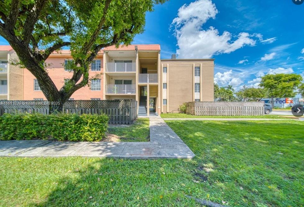 Property for Sale at 5122 Nw 79th Ave 301, Doral, Miami-Dade County, Florida - Bedrooms: 2 
Bathrooms: 2  - $280,000