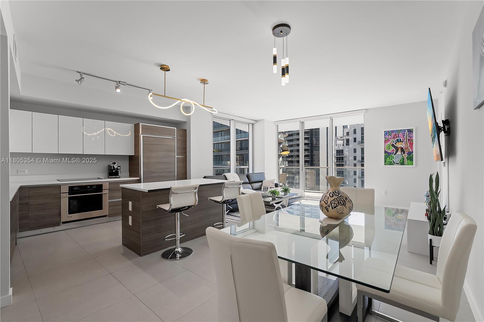 1100 S Miami Ave 3210, Miami, Broward County, Florida - 2 Bedrooms  
2 Bathrooms - 