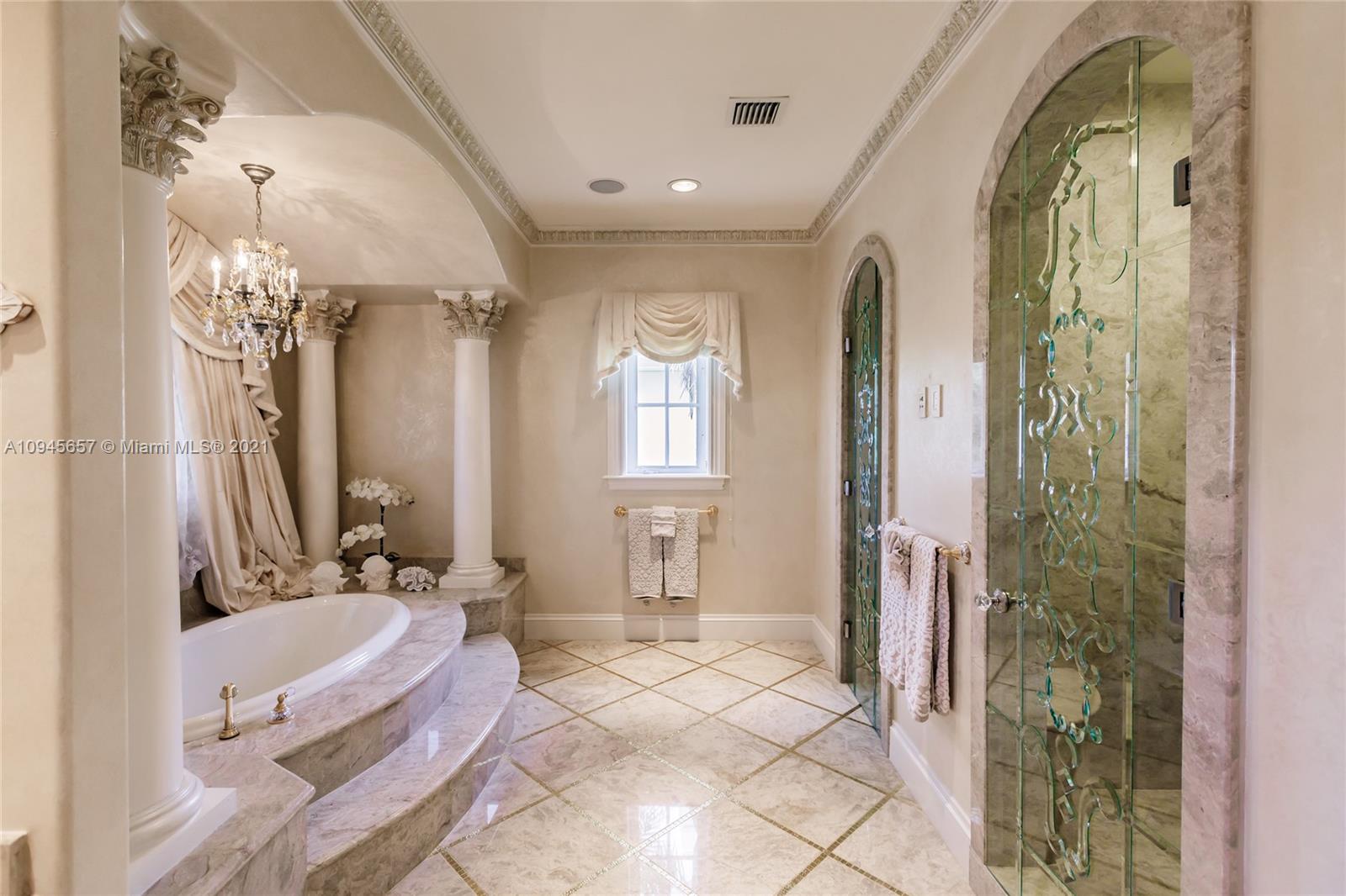 CORAL ISLES - Residential