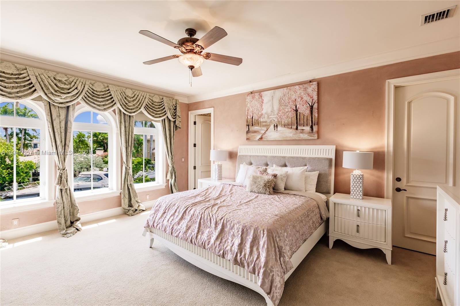 CORAL ISLES - Residential