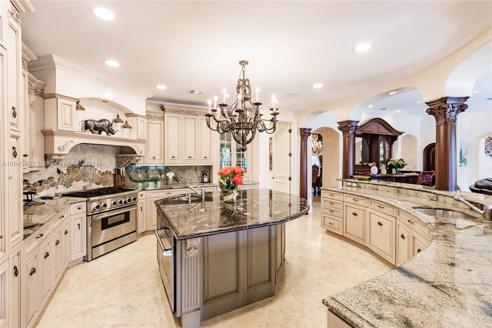 CORAL ISLES - Residential