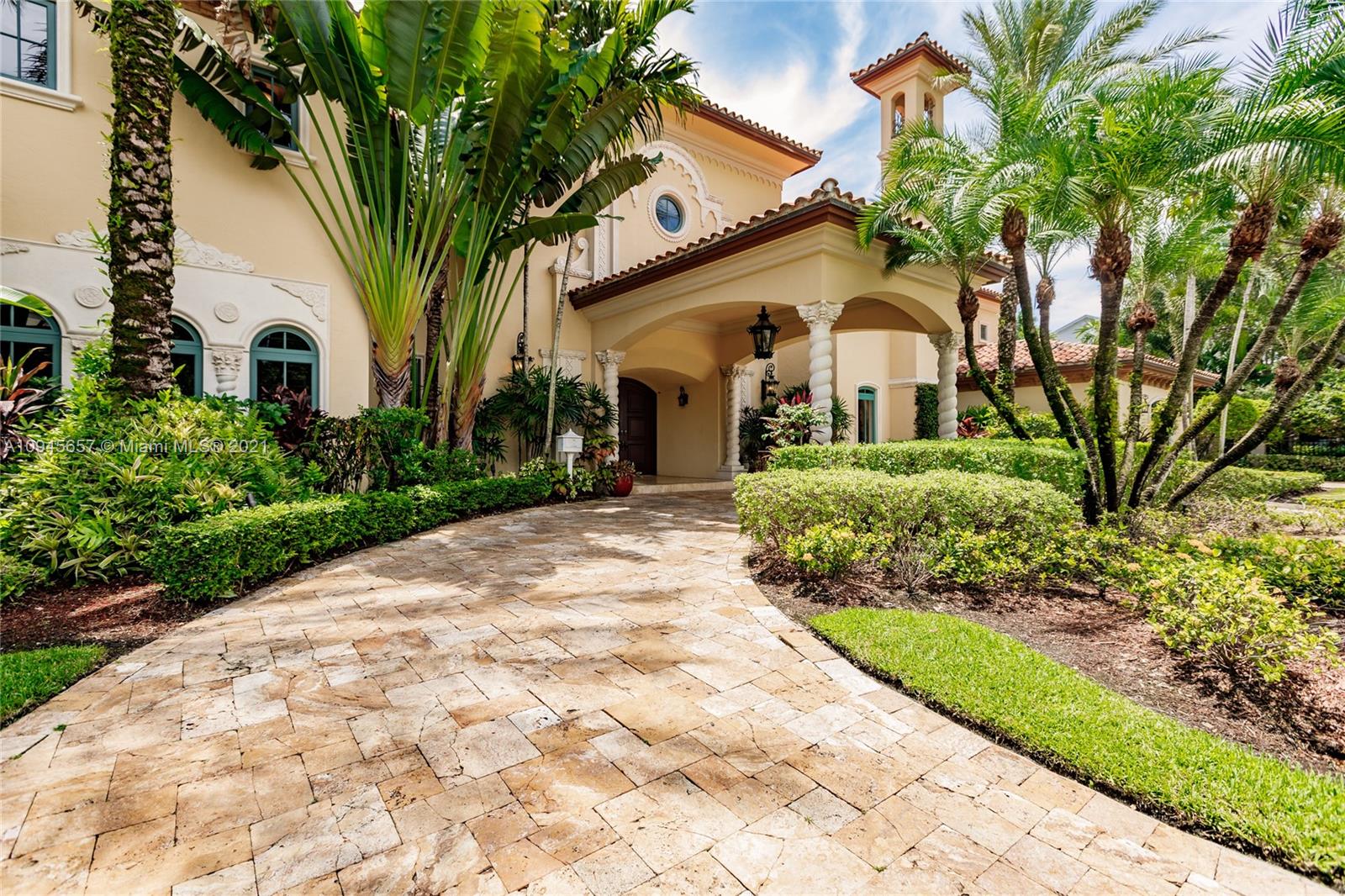 CORAL ISLES - Residential