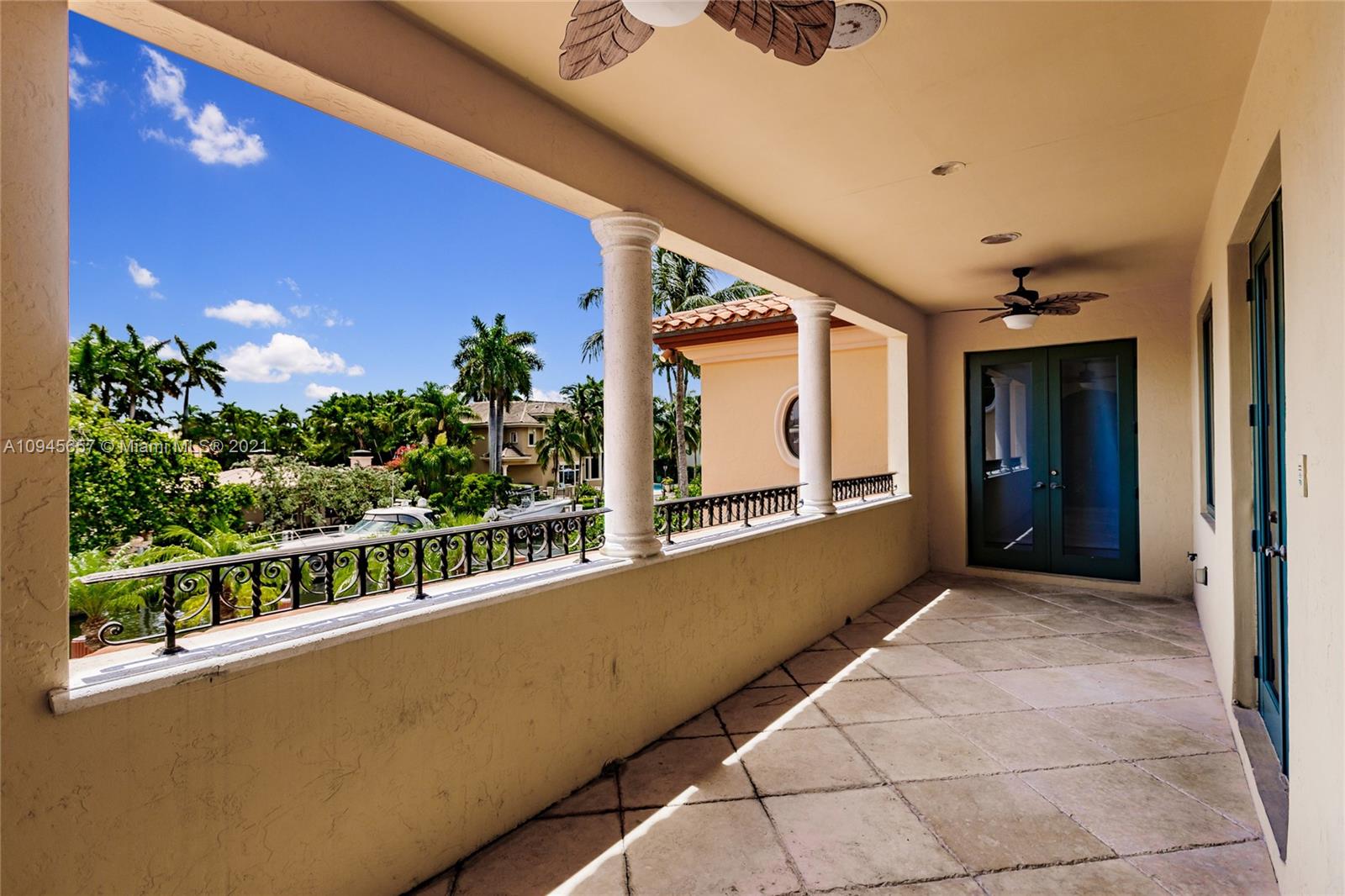 CORAL ISLES - Residential