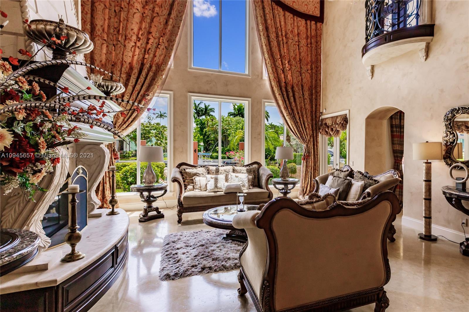 CORAL ISLES - Residential