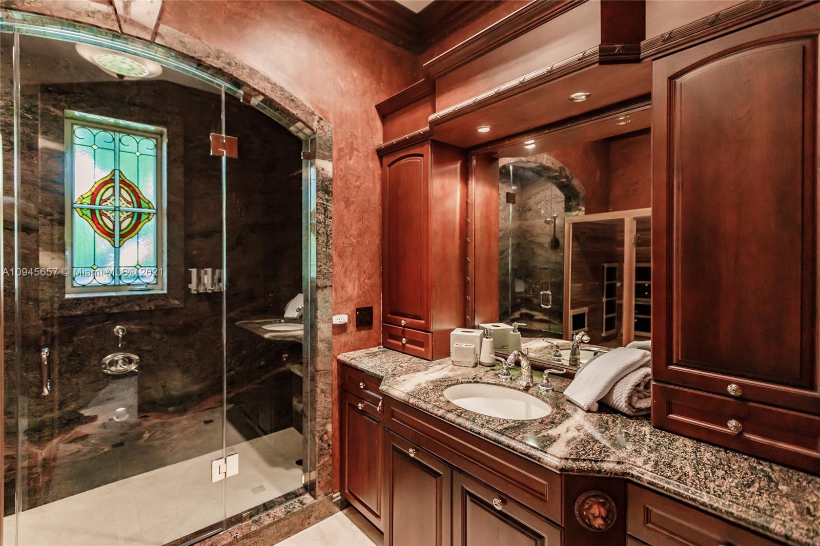 CORAL ISLES - Residential