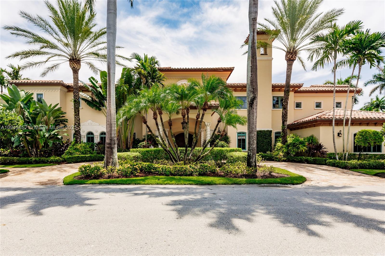 CORAL ISLES - Residential