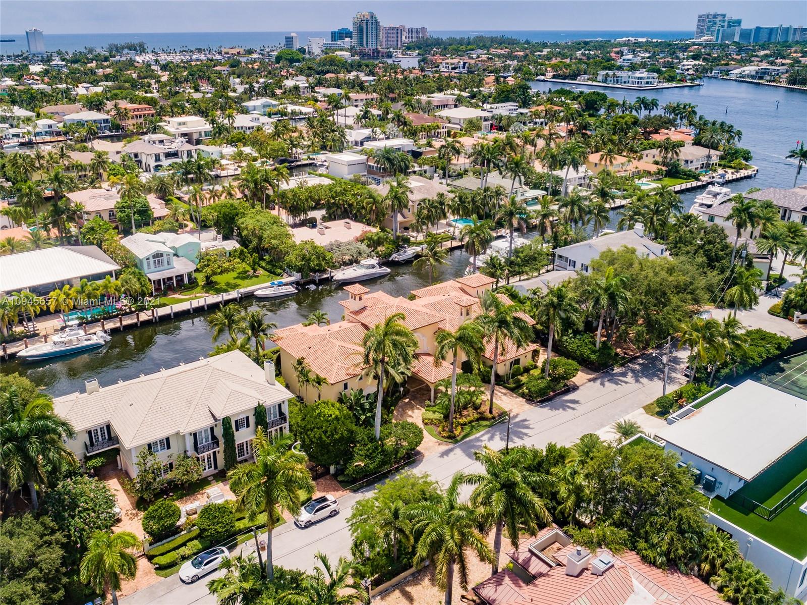 CORAL ISLES - Residential