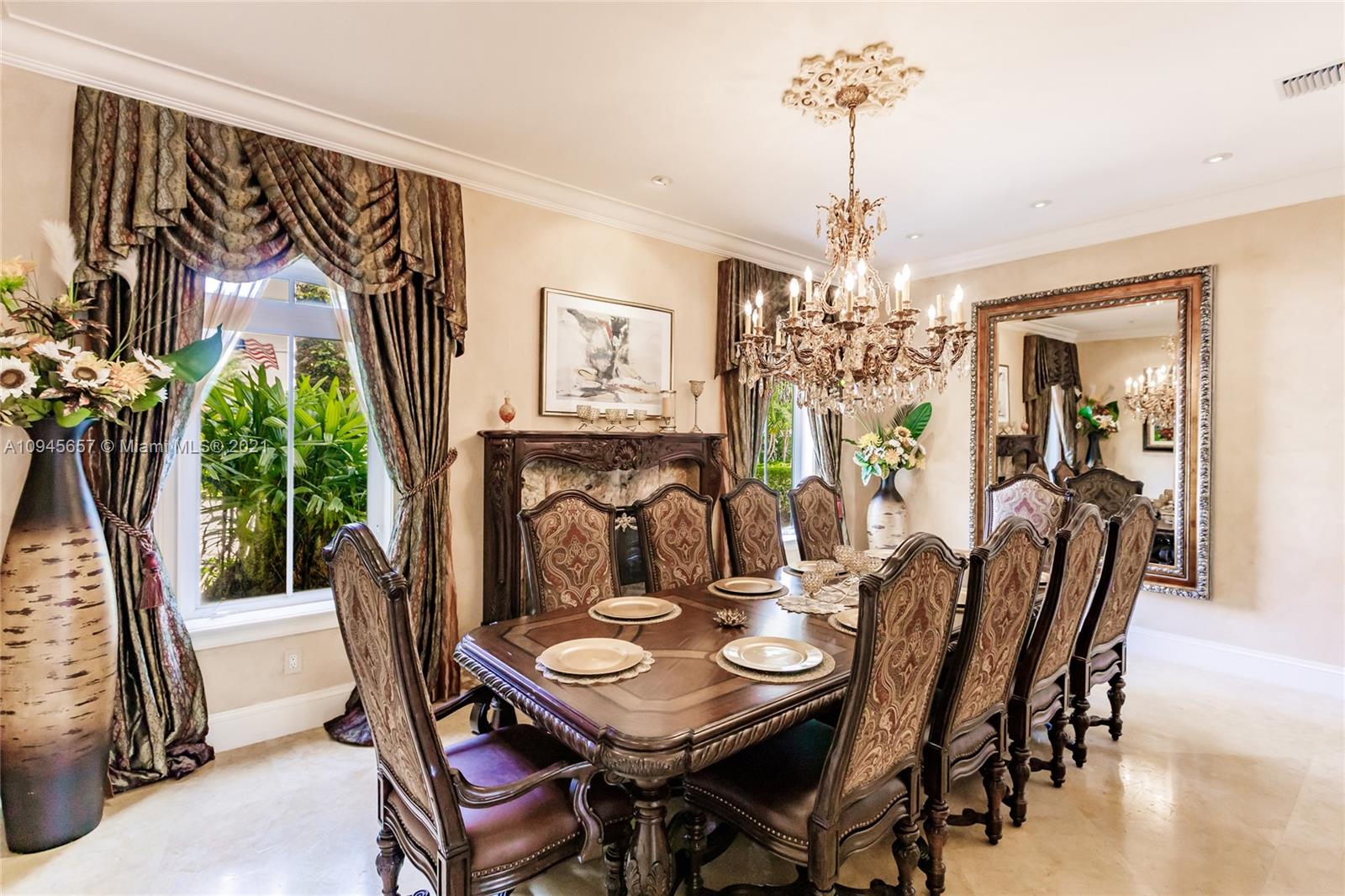 CORAL ISLES - Residential