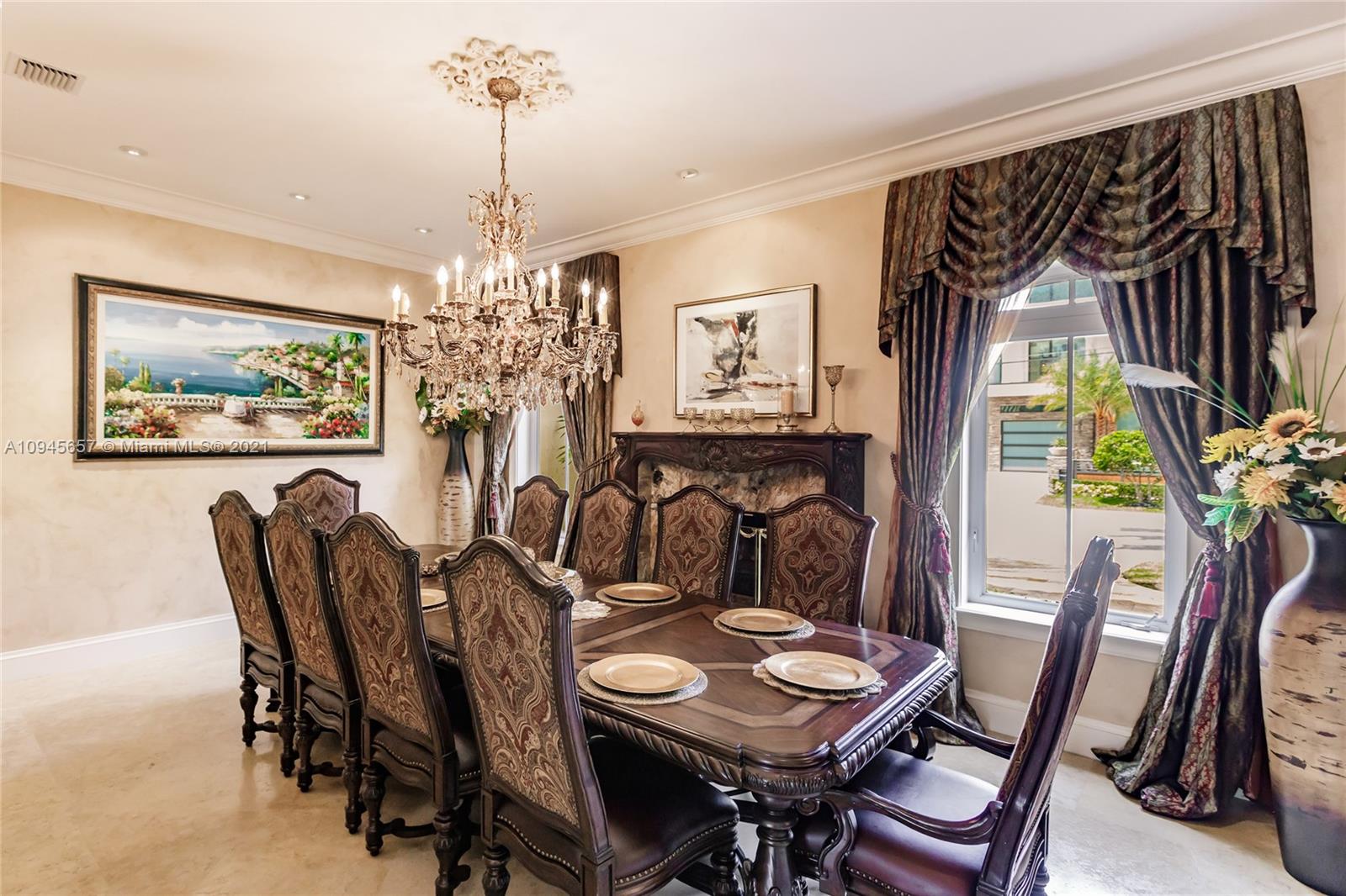 CORAL ISLES - Residential