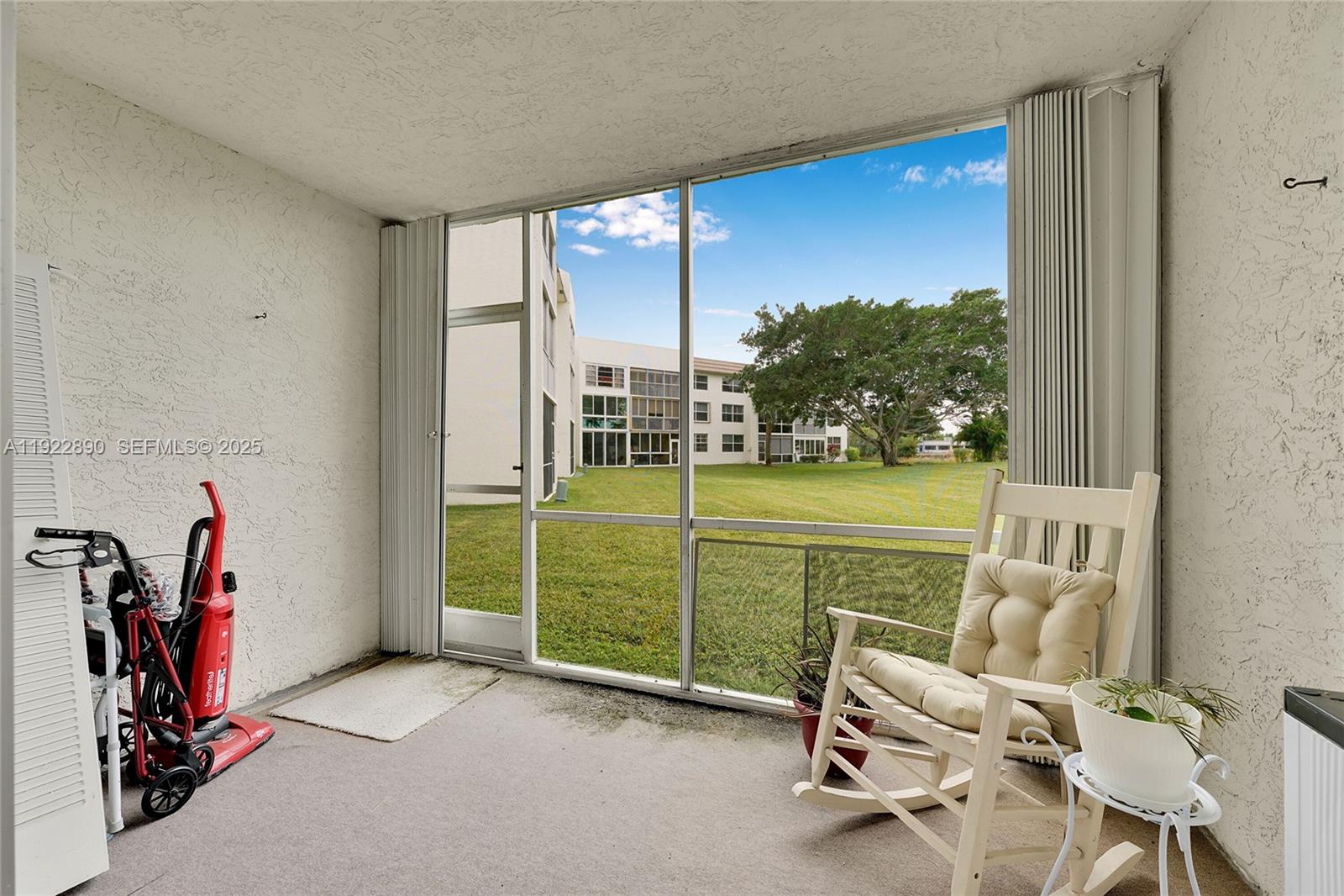 ROYAL PARK GARDENS III-H - Residential