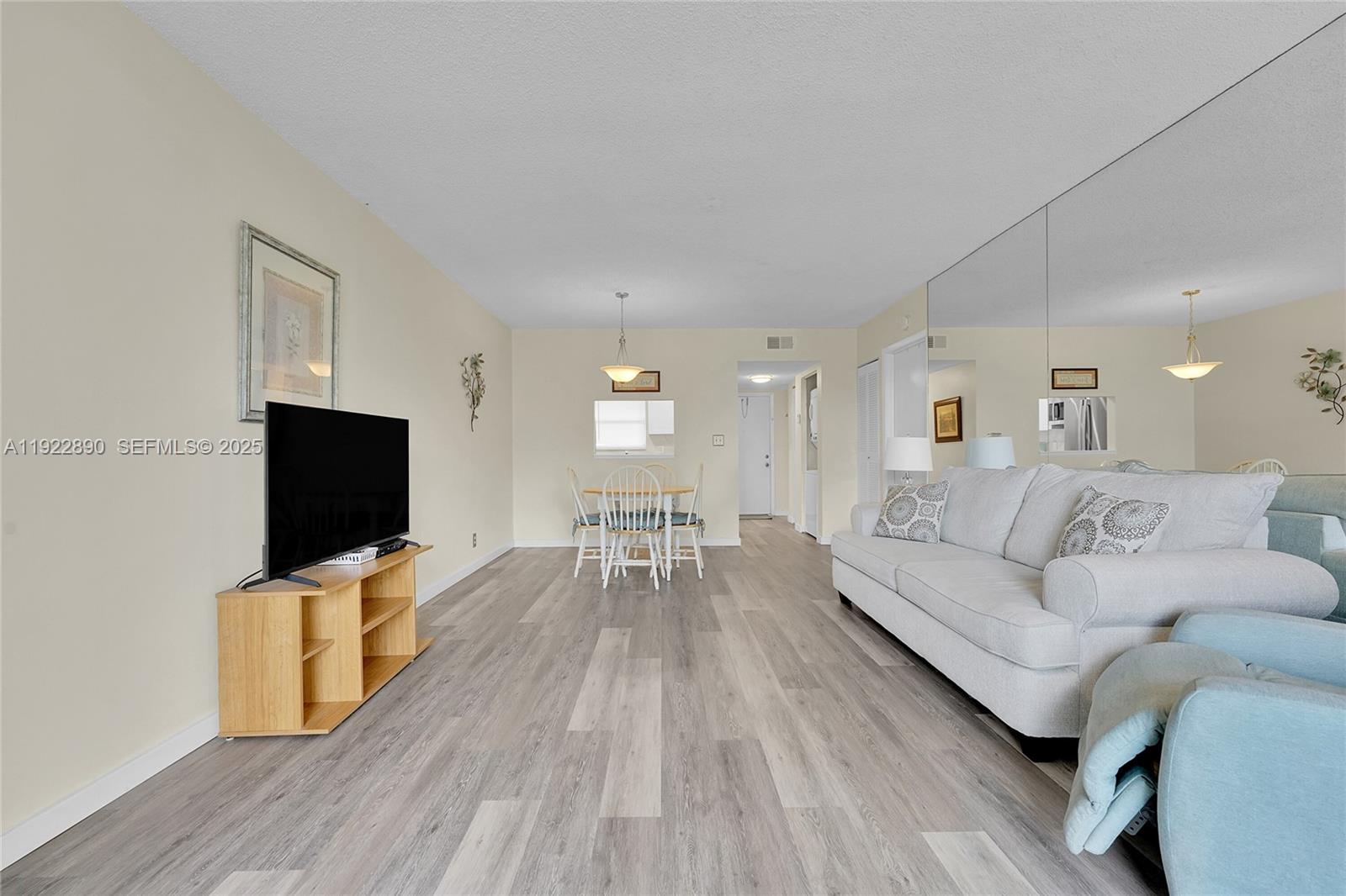 ROYAL PARK GARDENS III-H - Residential