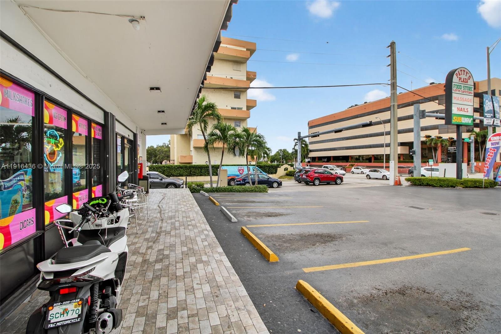 Le Jeune Cafe, Food Store & Smoke Shop For Sale