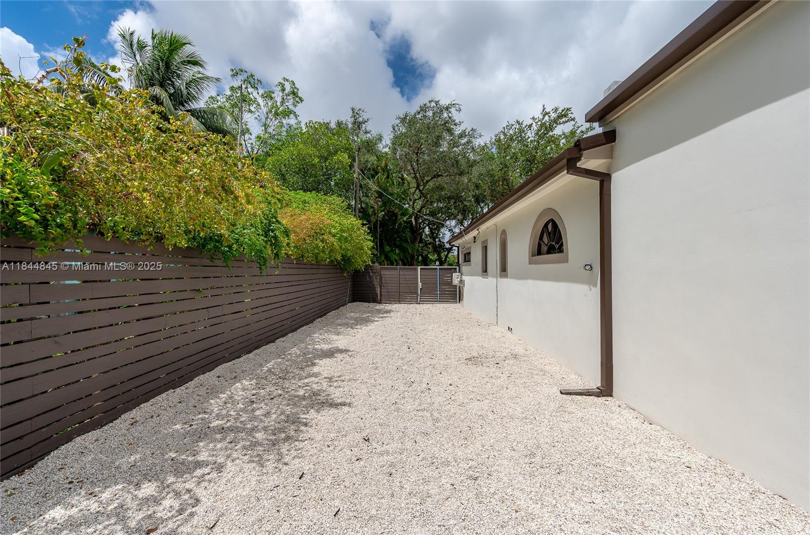 PL 1 OF EAST SPRINGS - Residential