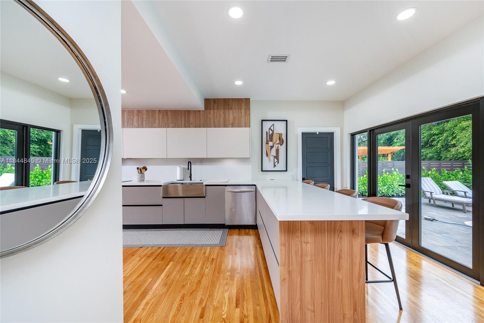 PL 1 OF EAST SPRINGS - Residential