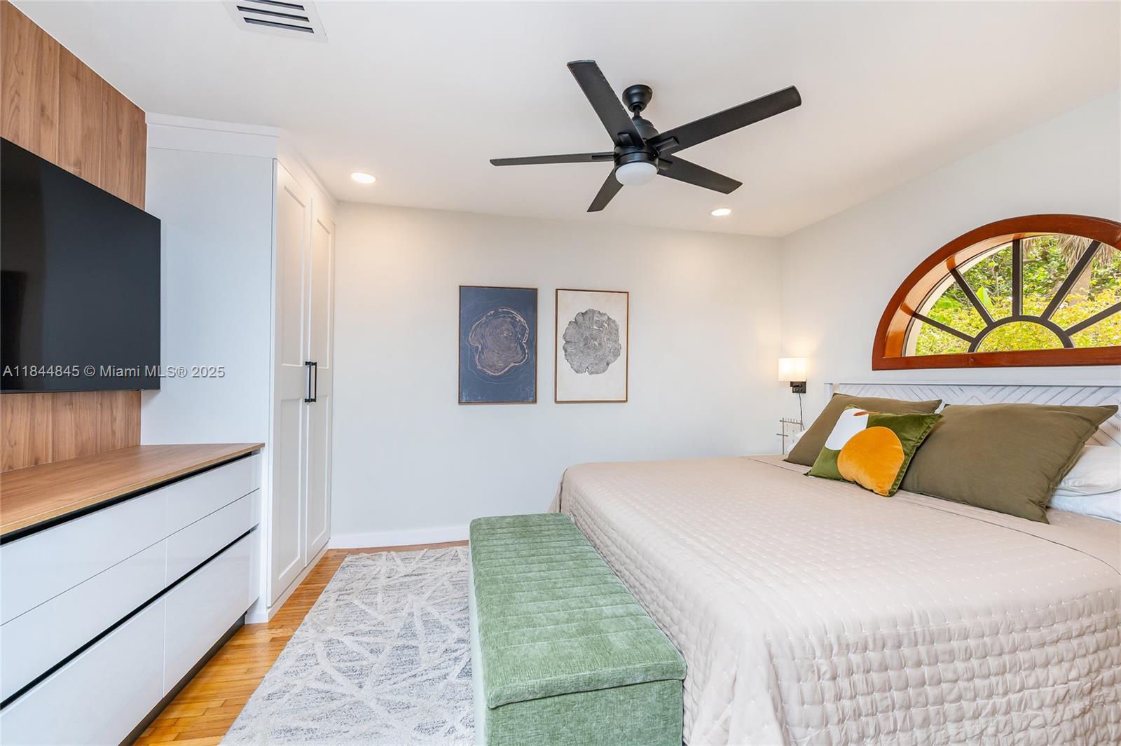 PL 1 OF EAST SPRINGS - Residential