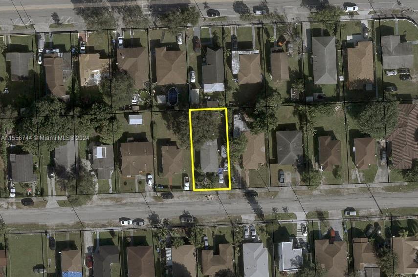 1345 NW 70th St