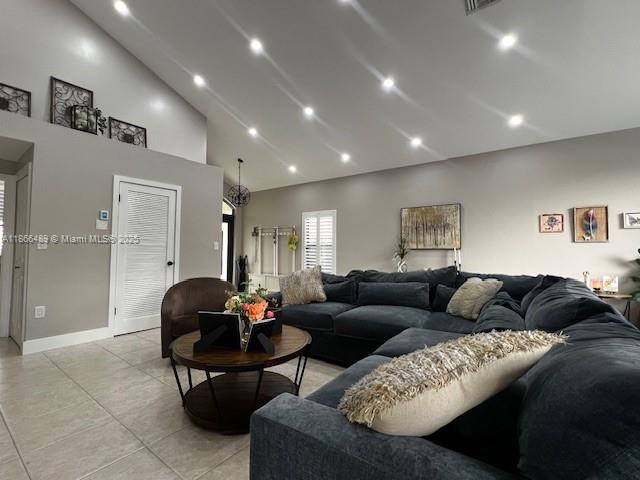 HEFTLER HOMES AT LAGO MAR - Residential