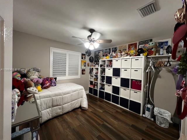 HEFTLER HOMES AT LAGO MAR - Residential