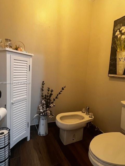 HEFTLER HOMES AT LAGO MAR - Residential