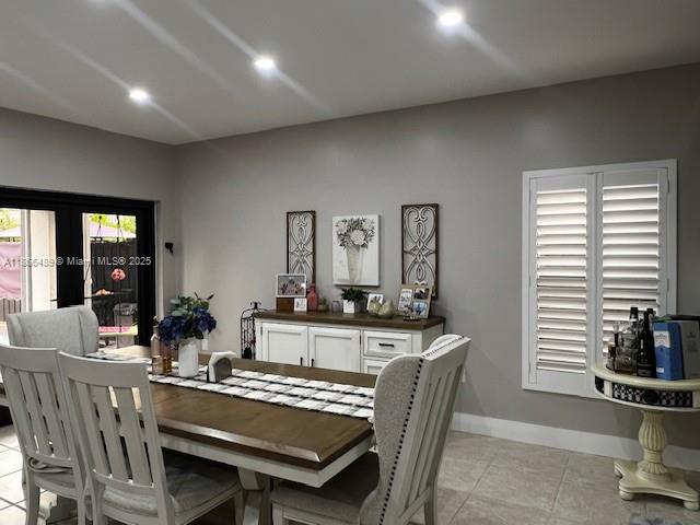 HEFTLER HOMES AT LAGO MAR - Residential