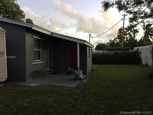 MIC-LIL ESTATES - Residential Lease