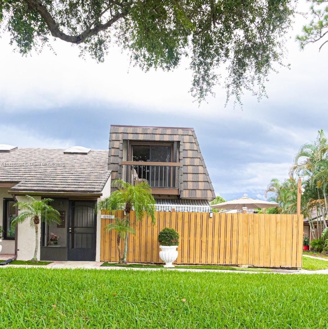LAKE COLONY PH 3 - Residential