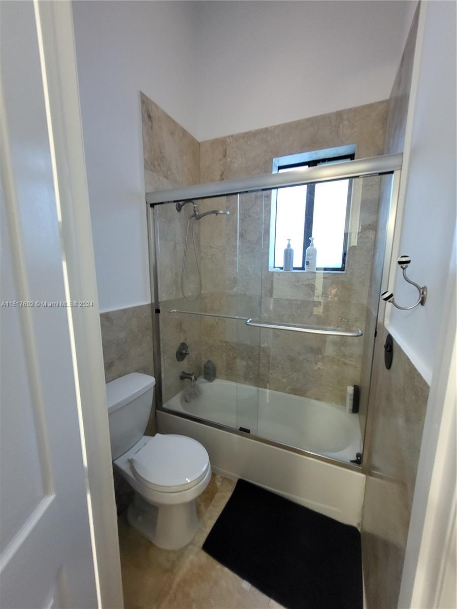 KNOWLES ESTS - Residential