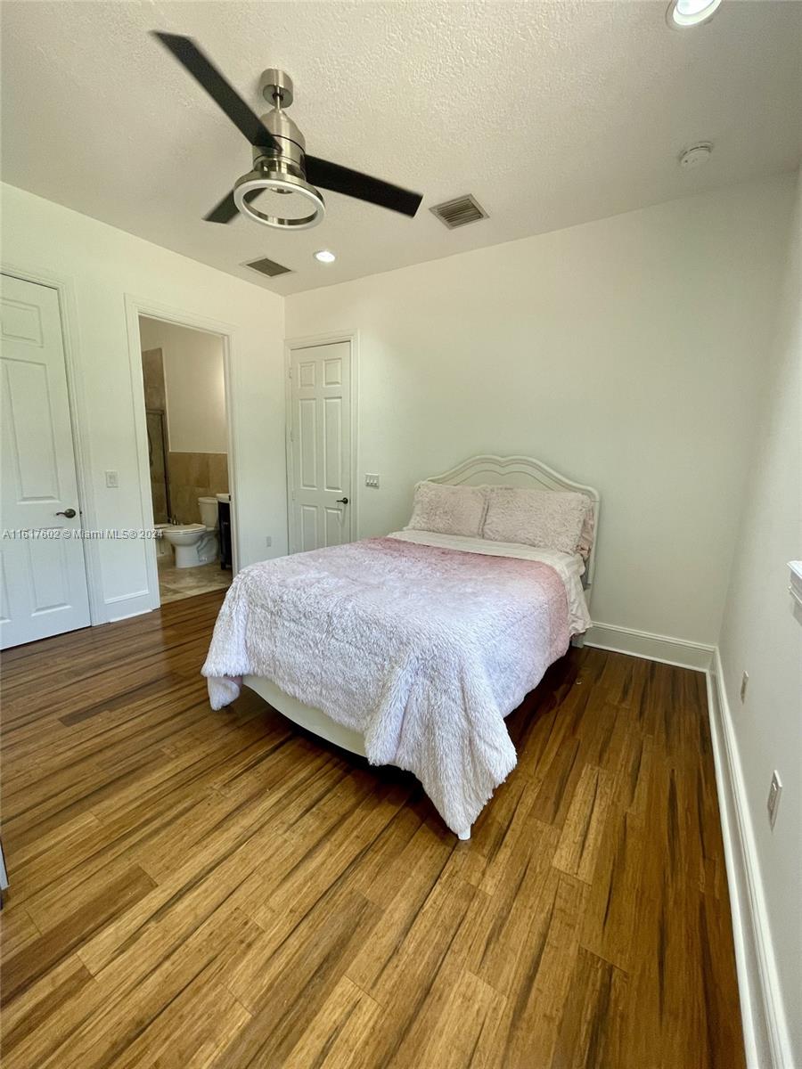 KNOWLES ESTS - Residential