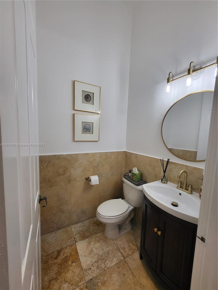 KNOWLES ESTS - Residential