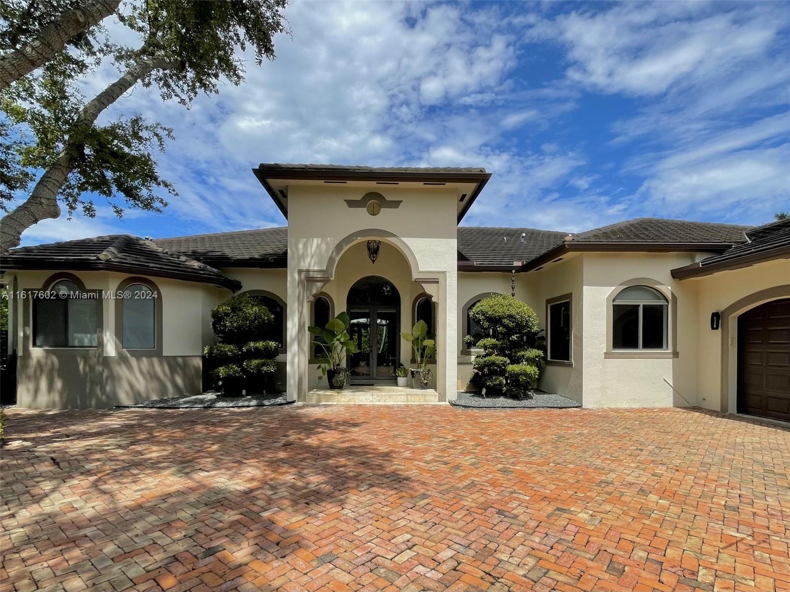 KNOWLES ESTS - Residential