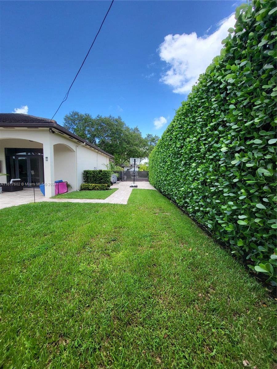 KNOWLES ESTS - Residential