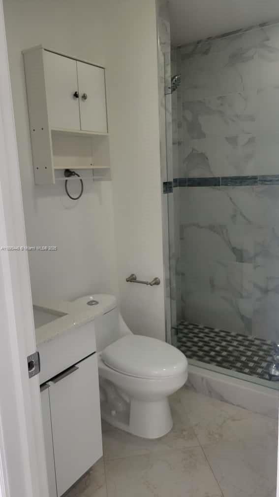 FANTASY ONE - Residential Lease