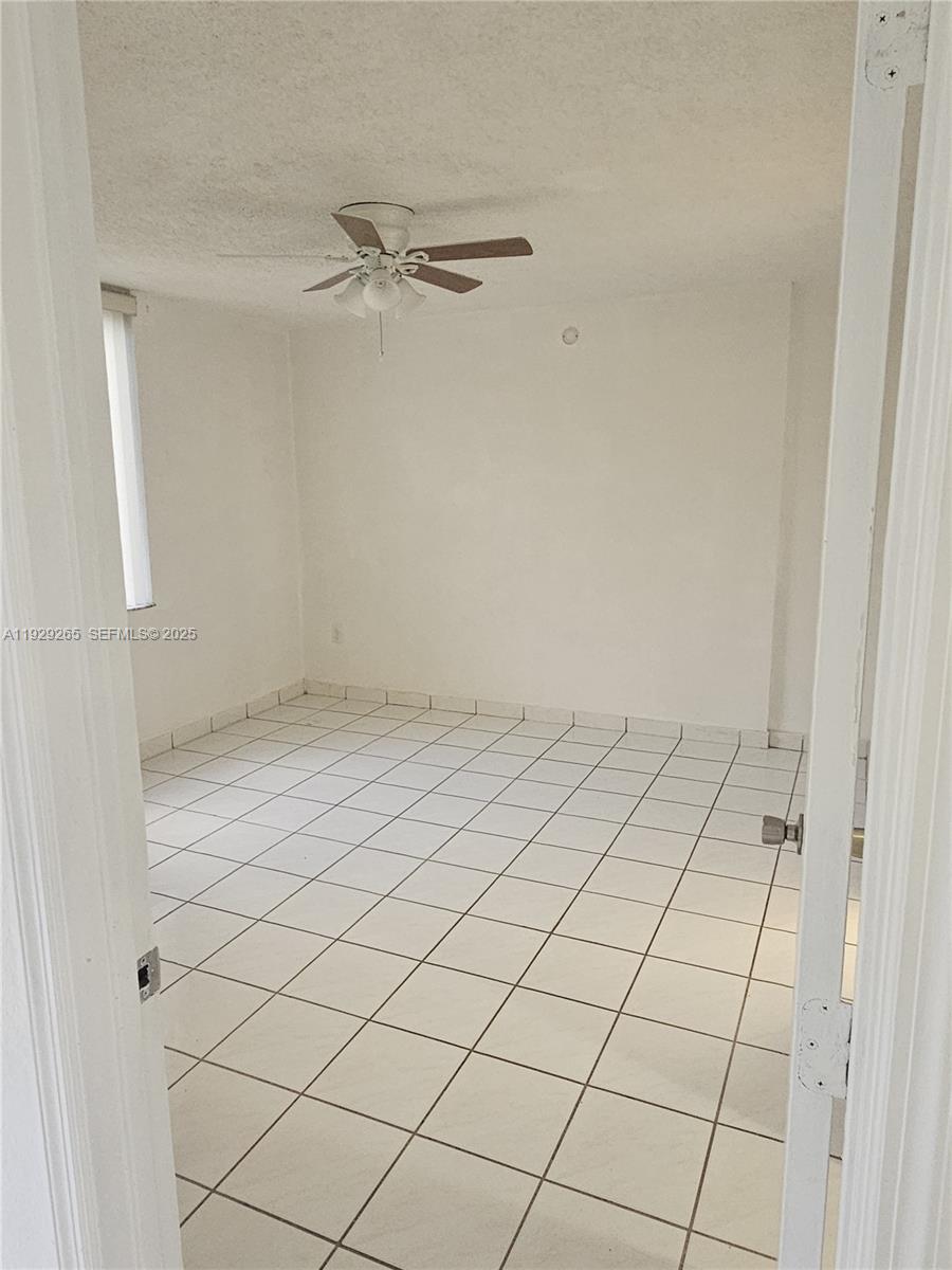 SAMARI LAKE EAST CONDO - Residential Lease