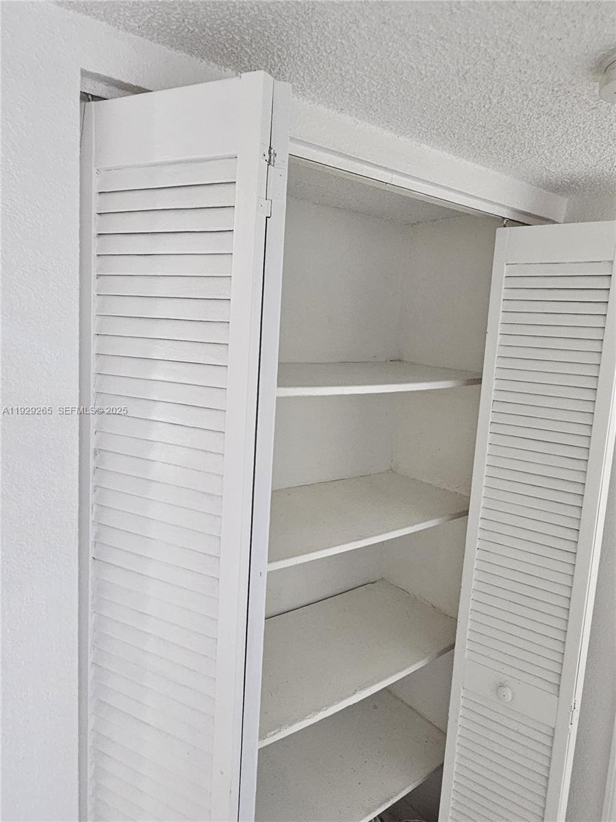 SAMARI LAKE EAST CONDO - Residential Lease