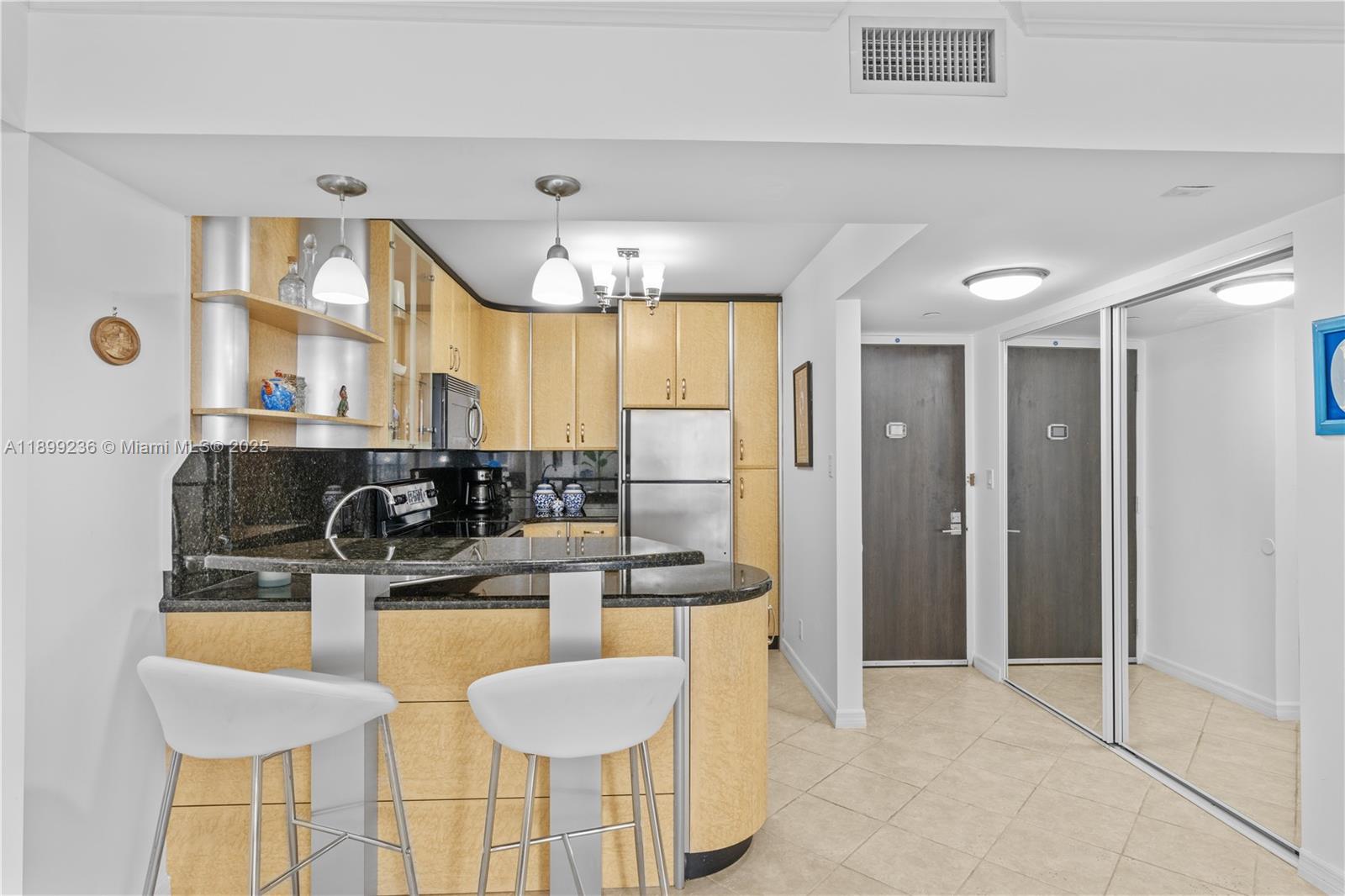 CORONADO CONDO- TOWER III - Residential