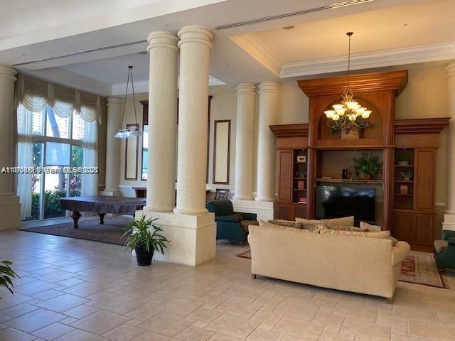 PORTO BELLAGIO CONDO - Residential