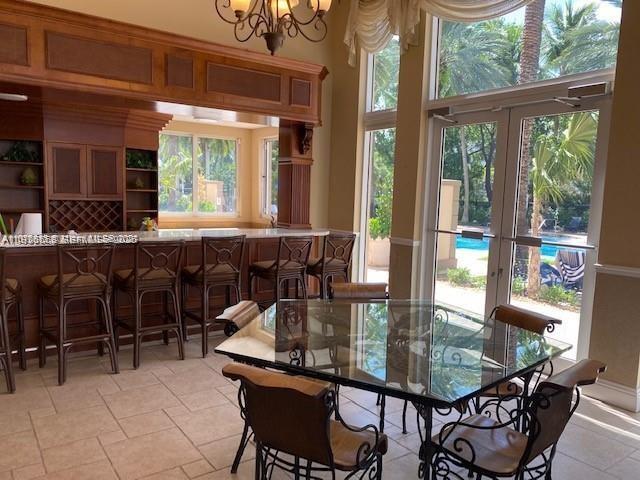 PORTO BELLAGIO CONDO - Residential