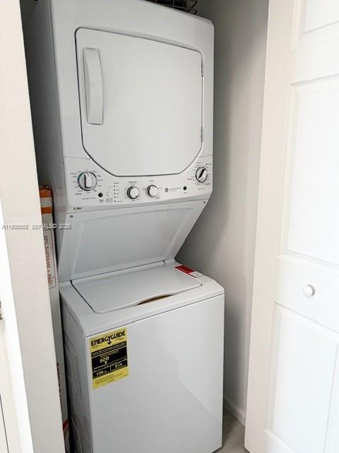 PORTO BELLAGIO CONDO - Residential